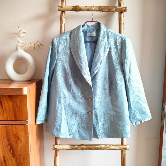 Light Blue Brocade Blazer - Picture 4 of 14